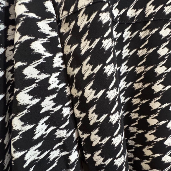 Brand New- Karl Lagerfeld Monochrome Houndstooth Shirt - Picture 3 of 9